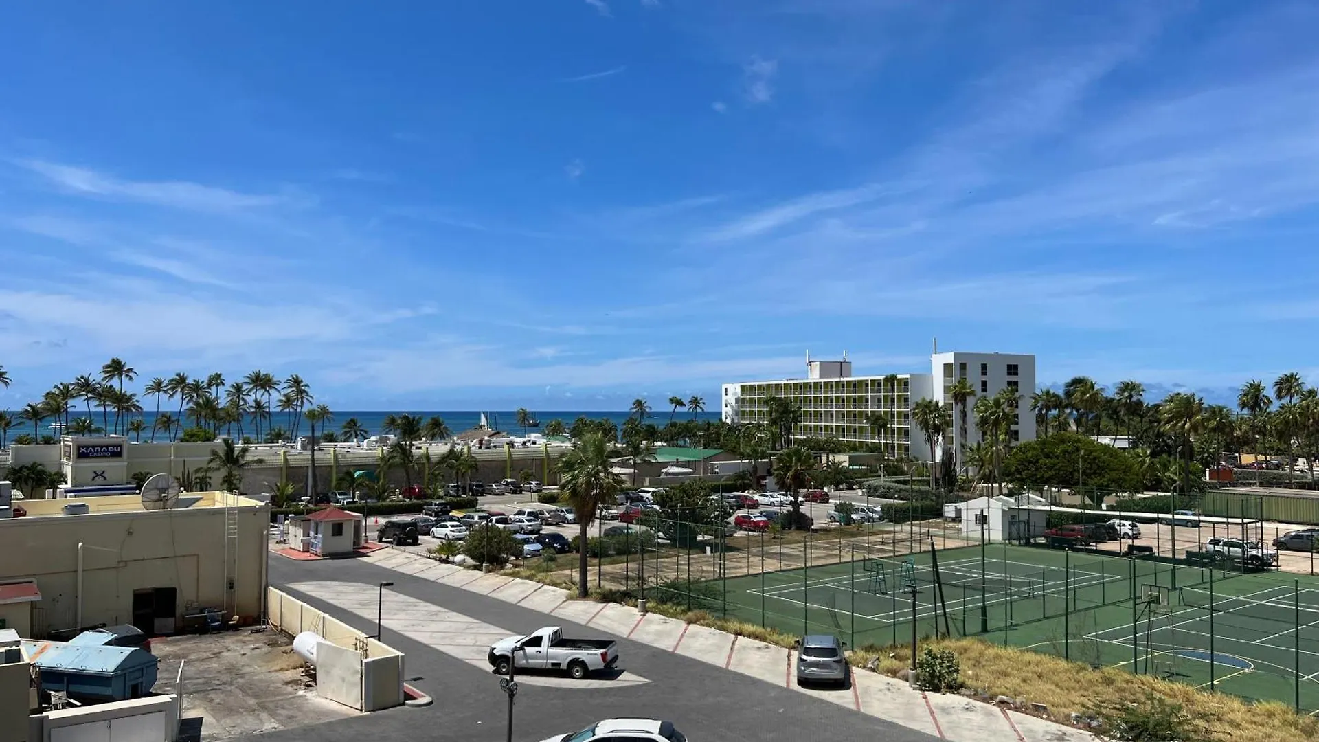 Aparthotel The Cove - Condo Hotel - Palm Beach Strip